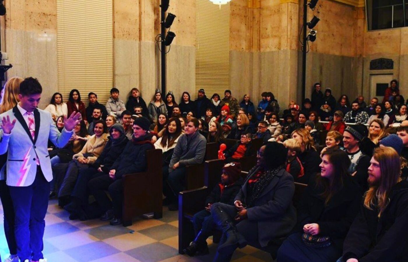 Joe Coover with an amazed audience
